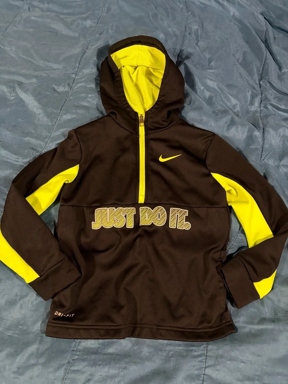 Nike Black & fluorescent Yellow Kids' Dri-FIT Half-Zip Hoodie - Just Do It